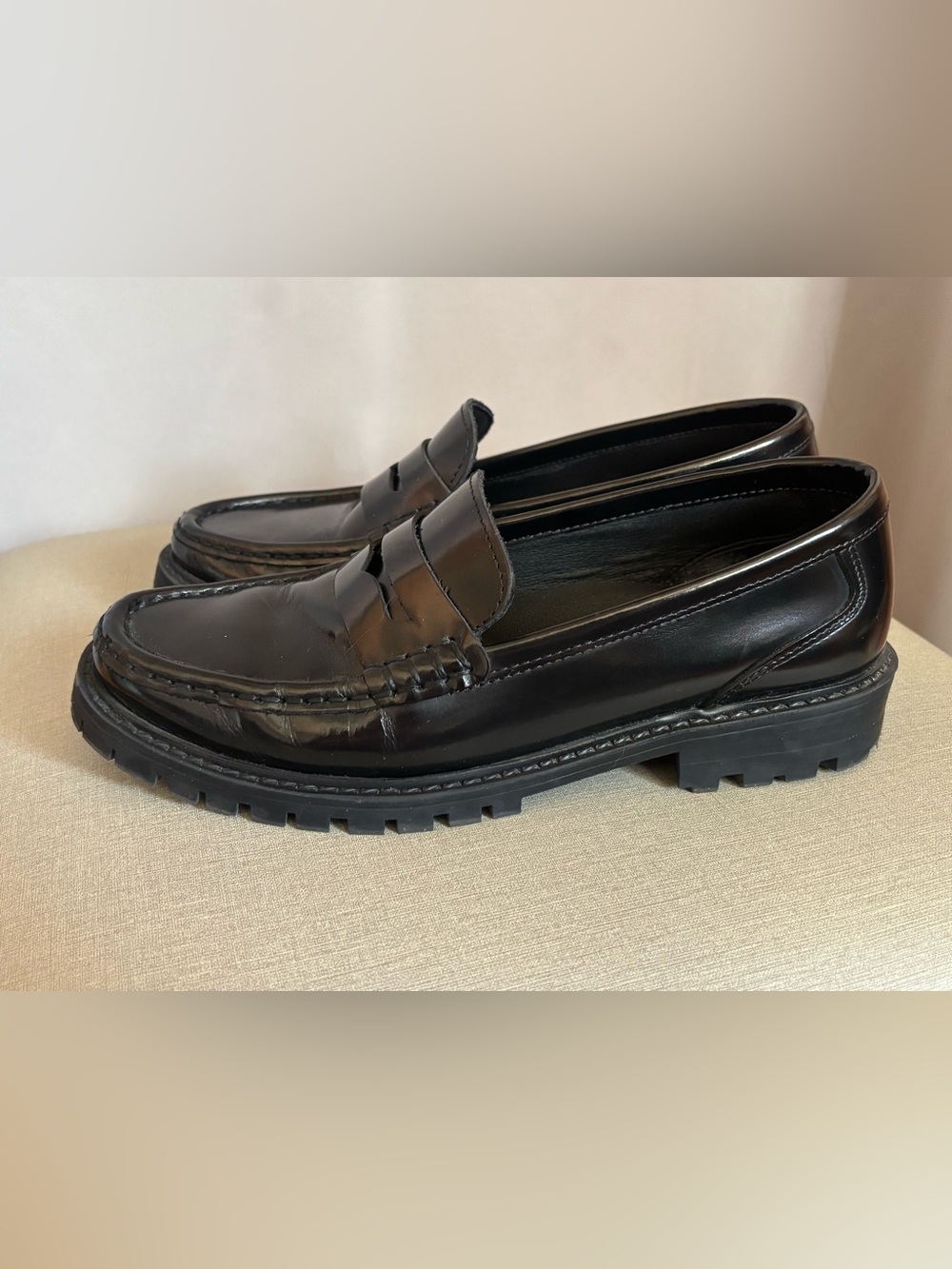Anthropologie Maeve Lug Sole Classic Penny Loafers size 39